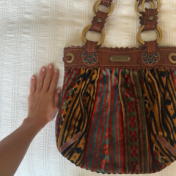 Isabella Fiore, Italian leather shoulder bag studded vintage — never worn. - Picture 6 of 7